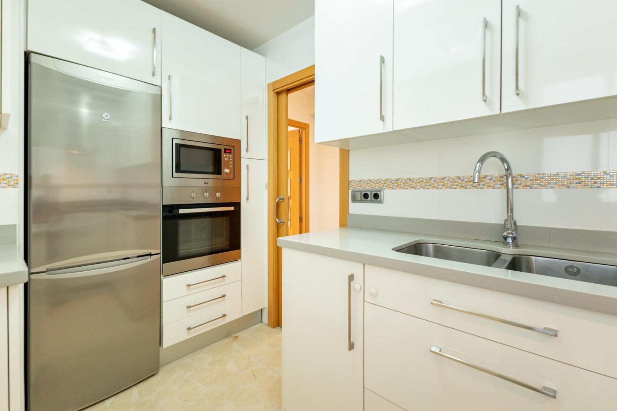Charming 3 Bedroom Apartment At Triana Center By Oui Севілья Екстер'єр фото